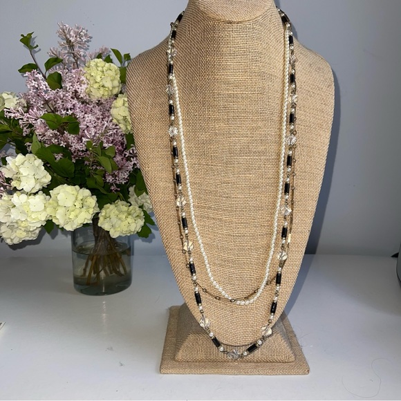 J.CREW | Triple Strands of Crystals, Faux Pearls & Blk Bars Jewelry Necklace - Picture 2 of 2